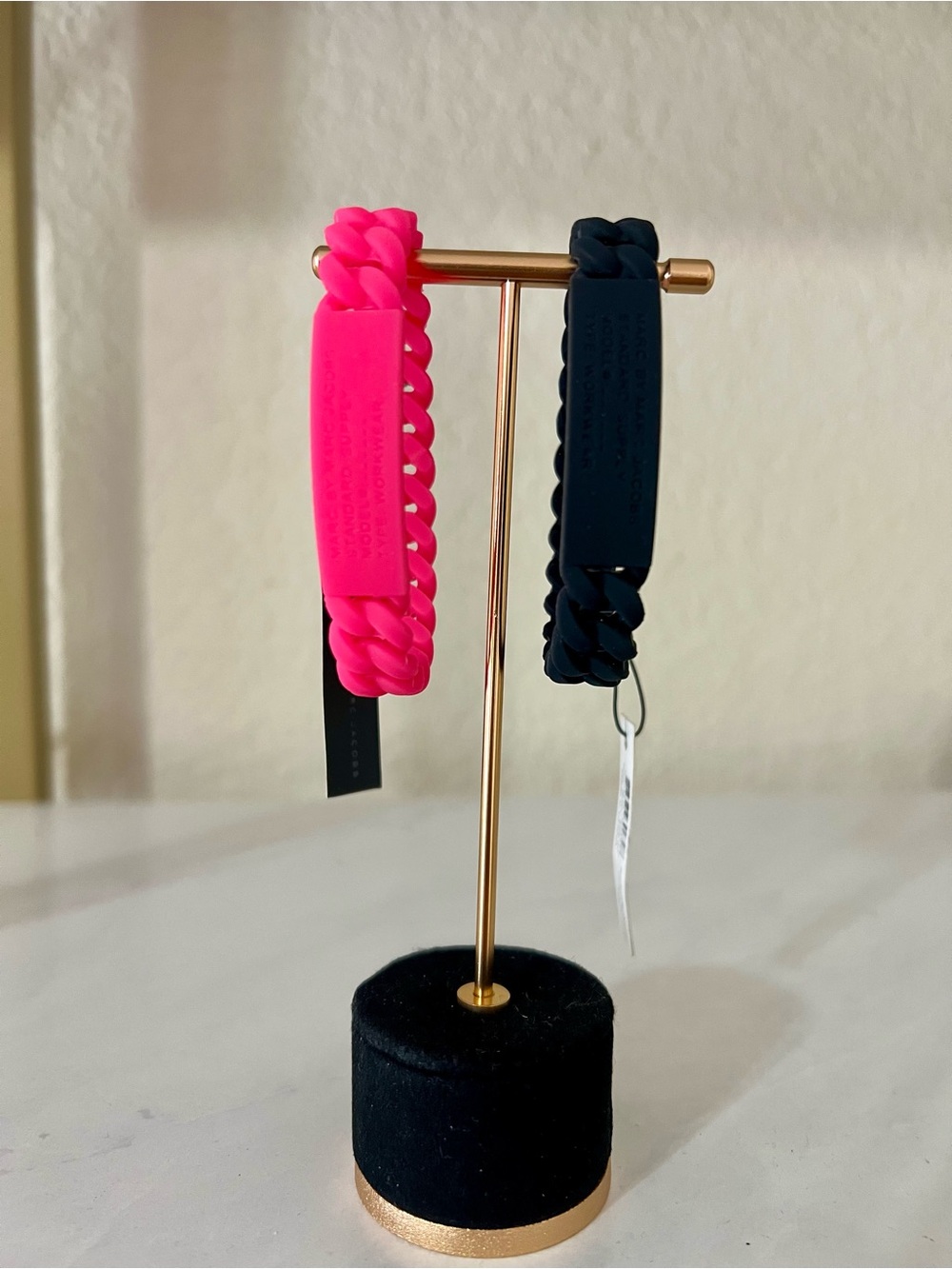 2PC Marc By Marc Jacobs Pink & Black Silicone Rubber Chain Bracelet Duo NWT